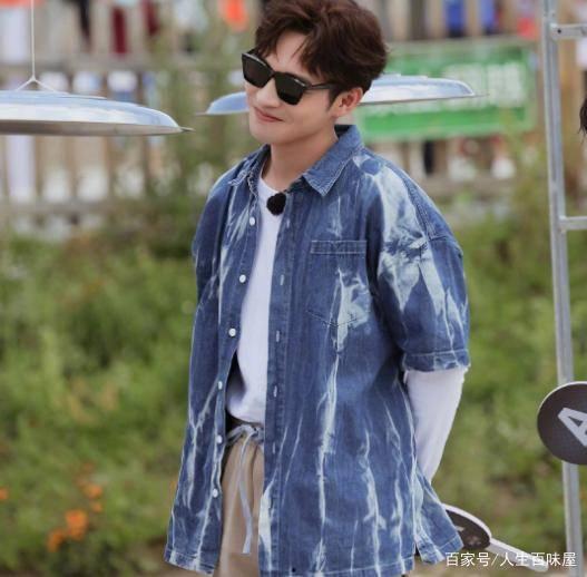 娱乐圈吃瓜何洛洛